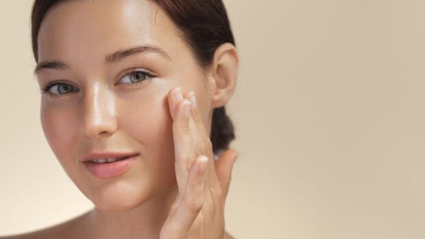 dry-vs-oily-skin-how-to-tell-the-difference-care-for-each-type